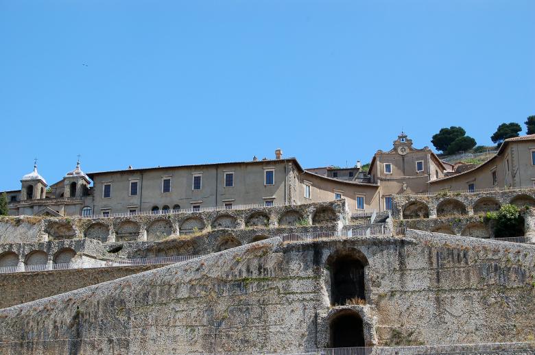 Santuario della Fortuna Primigenia, Palazzo Colonna Barberini, Chiesa di Santa Rosalia