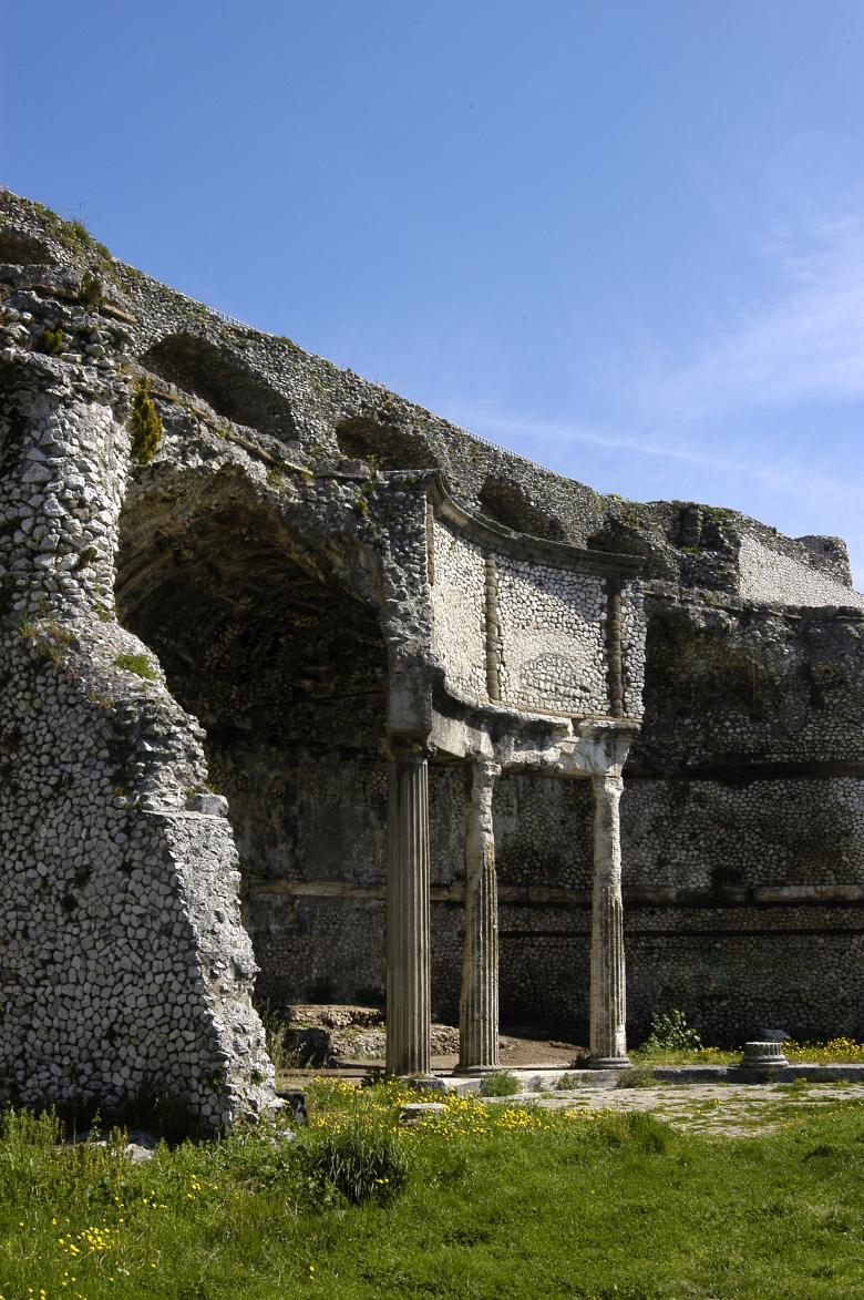 Santuario della Fortuna Primigenia - Terrazza degli Emicicli