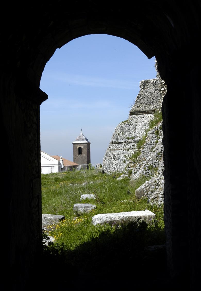 Dettaglio Chiesa di S.Antonio dal Sanuario della Fortuna Primigenia